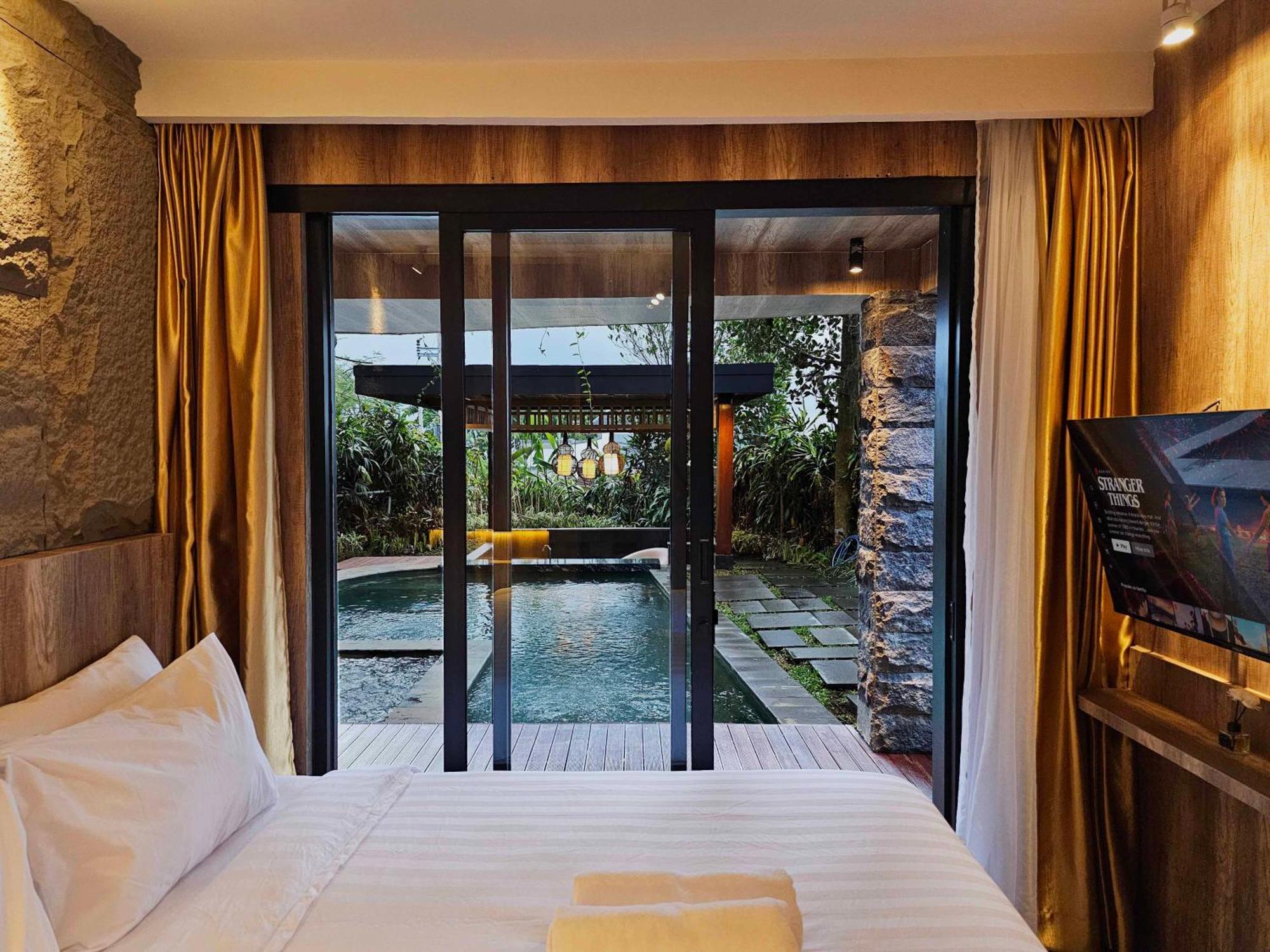 Villa 4-Br Klub Bunga No 4 Batu Malang Exterior foto